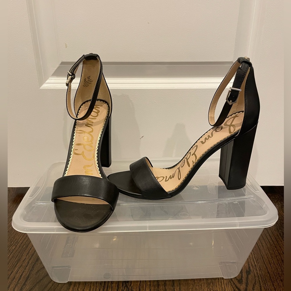 Sam Edelman “Yaro” Black Leather Block Heel Sandal with Ankle Strap (Size 8M)